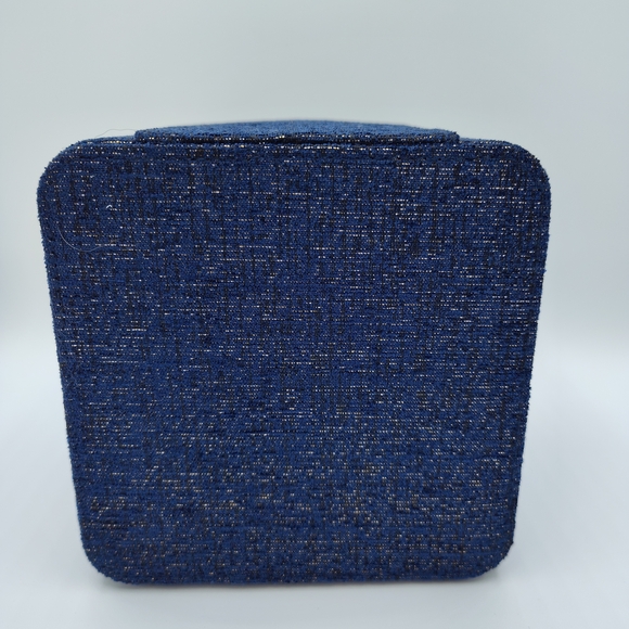 CHANEL Beauté Blue Tweed Vanity Cosmetic Train Case Zippered Beauty Organizer - Picture 3 of 13